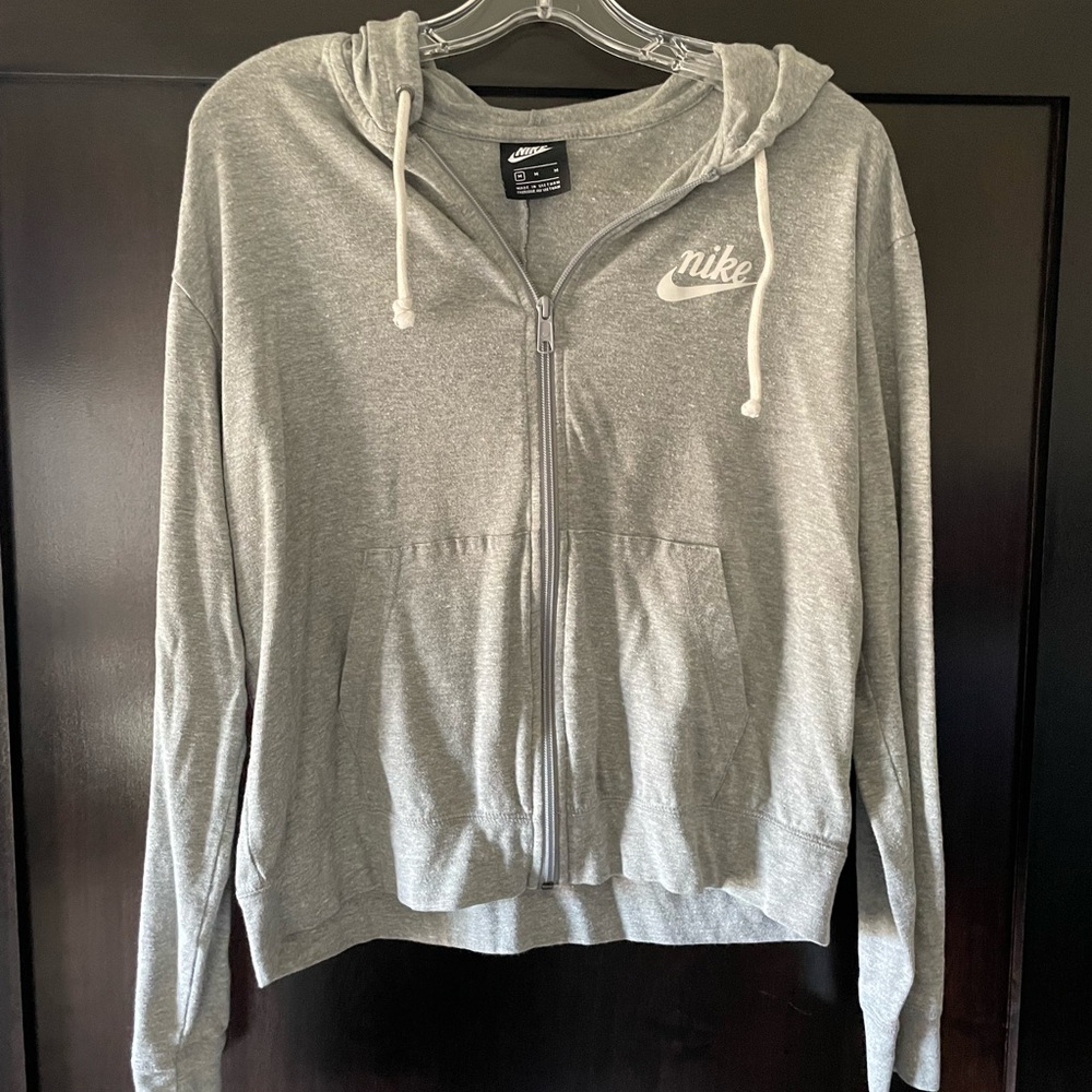 Women’s crop Nike hoodie